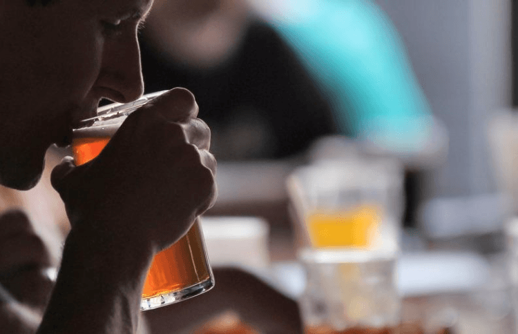 How to drink when staying in shape